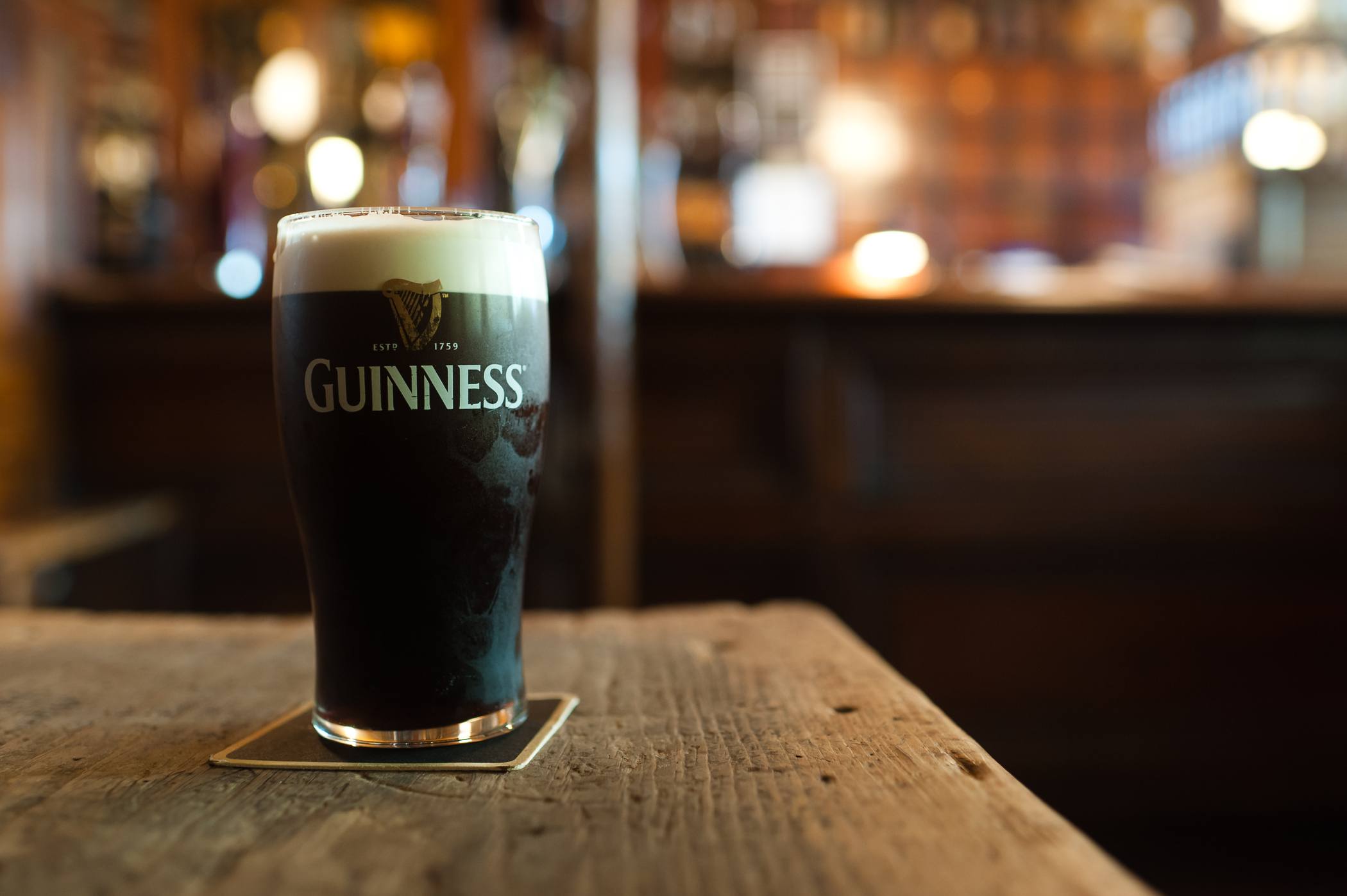 https://www.oliversmarket.com/wp-content/uploads/2018/03/OM_StPats_Guinness.jpg